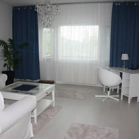 Bluesolarpearl B - Vaihtoehto Majoittumiselle Linnavuori